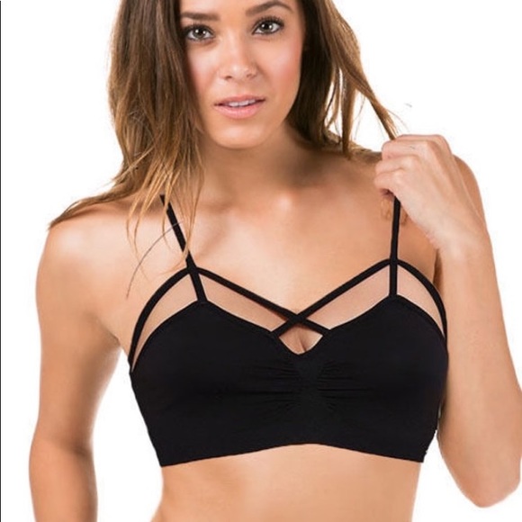 Sexy Black Bralette - Picture 2 of 3